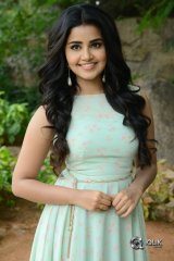 Anupama Parameswaran Interview about Vunnadhi Okate Zindagi Movie